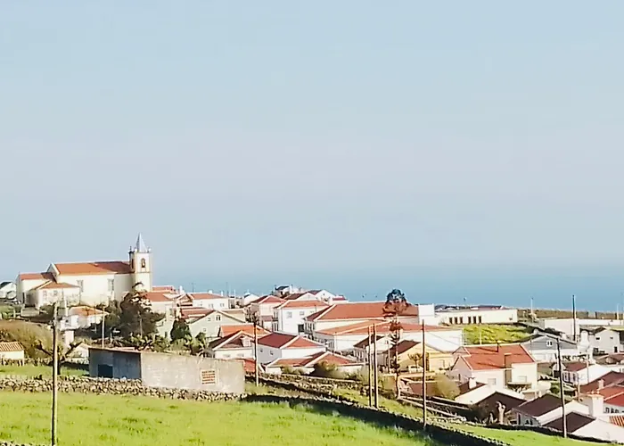 Photo de Villa Casa De Cima à Doze Ribeiras